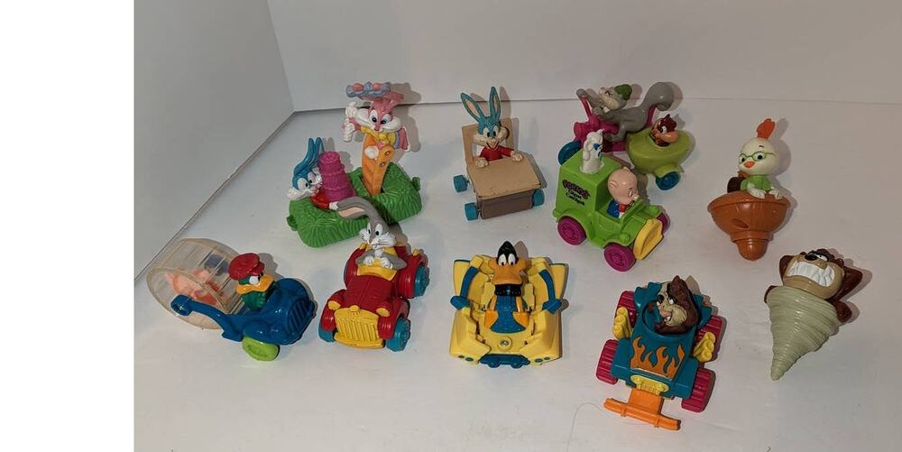 Lot Vintage McDonalds Tiny Toon Looney Tunes Toys Porky Pig Taz Buster Bunny